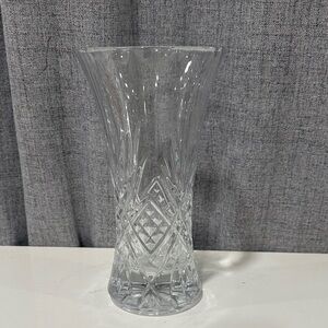 Vintage Elegant Crystal Vase. French cut masquerade pattern. 9.25”